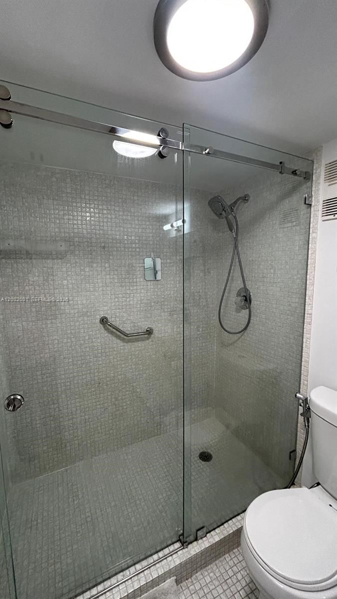 Real estate property located at 671 195th St #208E, Miami-dade, Cedar Gleen, Miami, FL