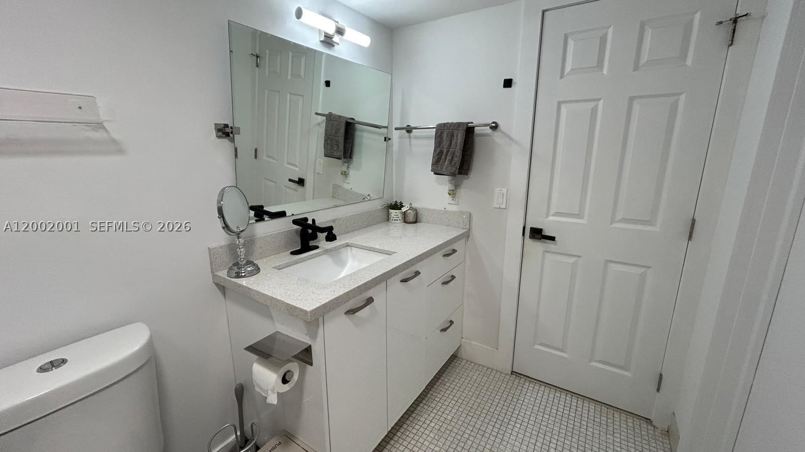 Real estate property located at 671 195th St #208E, Miami-dade, Cedar Gleen, Miami, FL