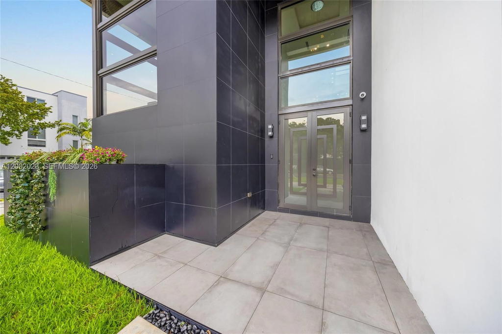 Real estate property located at 750 16th Ave, Broward, Victoria Park, Fort Lauderdale, FL