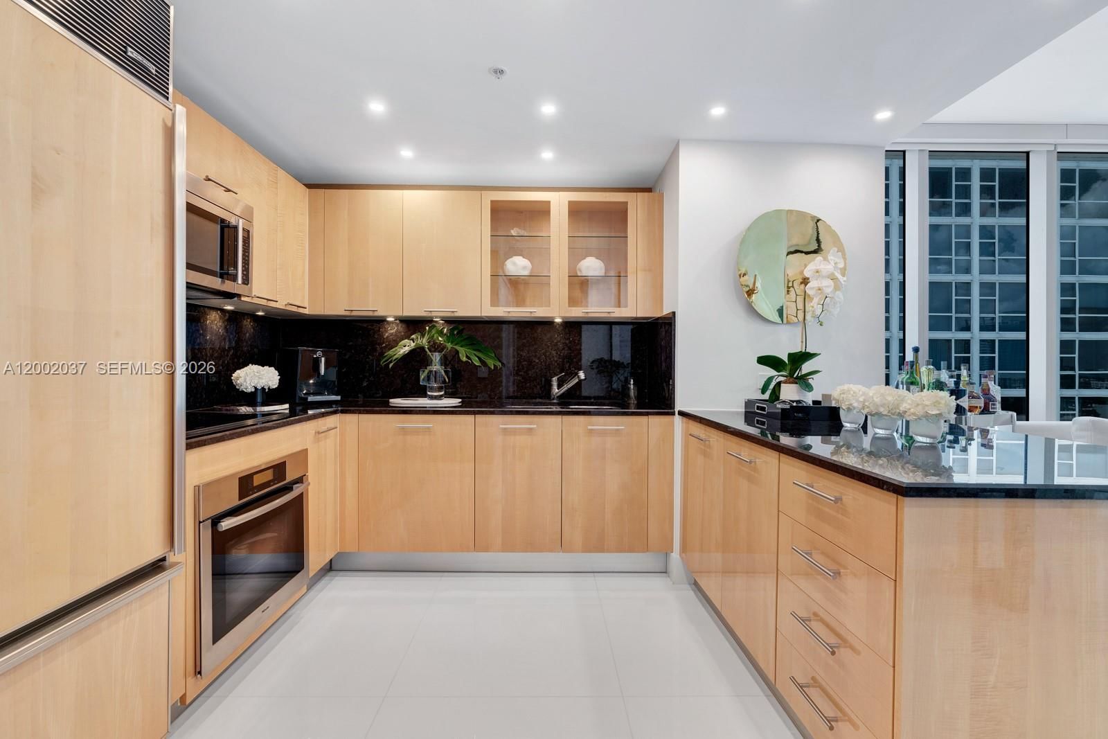 Real estate property located at 6899 Collins Ave #1109, Miami-dade, North Carillon Beach Cond, Miami Beach, FL