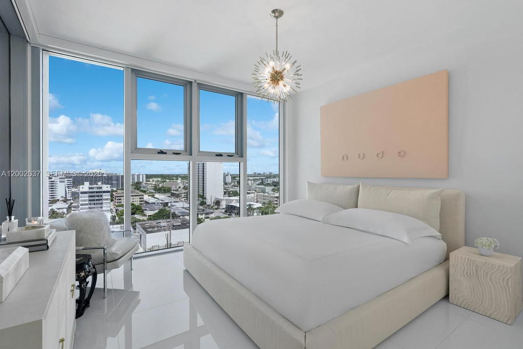 Real estate property located at 6899 Collins Ave #1109, Miami-dade, North Carillon Beach Cond, Miami Beach, FL