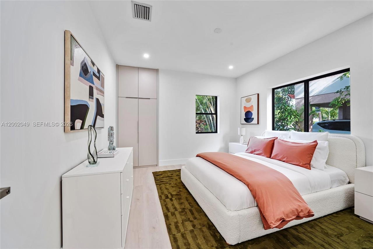 Real estate property located at 1230 Pizarro St, Miami-dade, Coral Gables Granada Sec, Coral Gables, FL