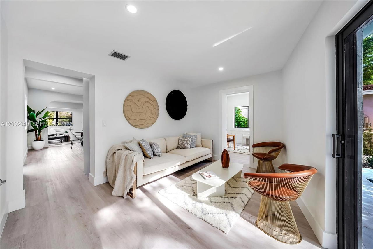 Real estate property located at 1230 Pizarro St, Miami-dade, Coral Gables Granada Sec, Coral Gables, FL