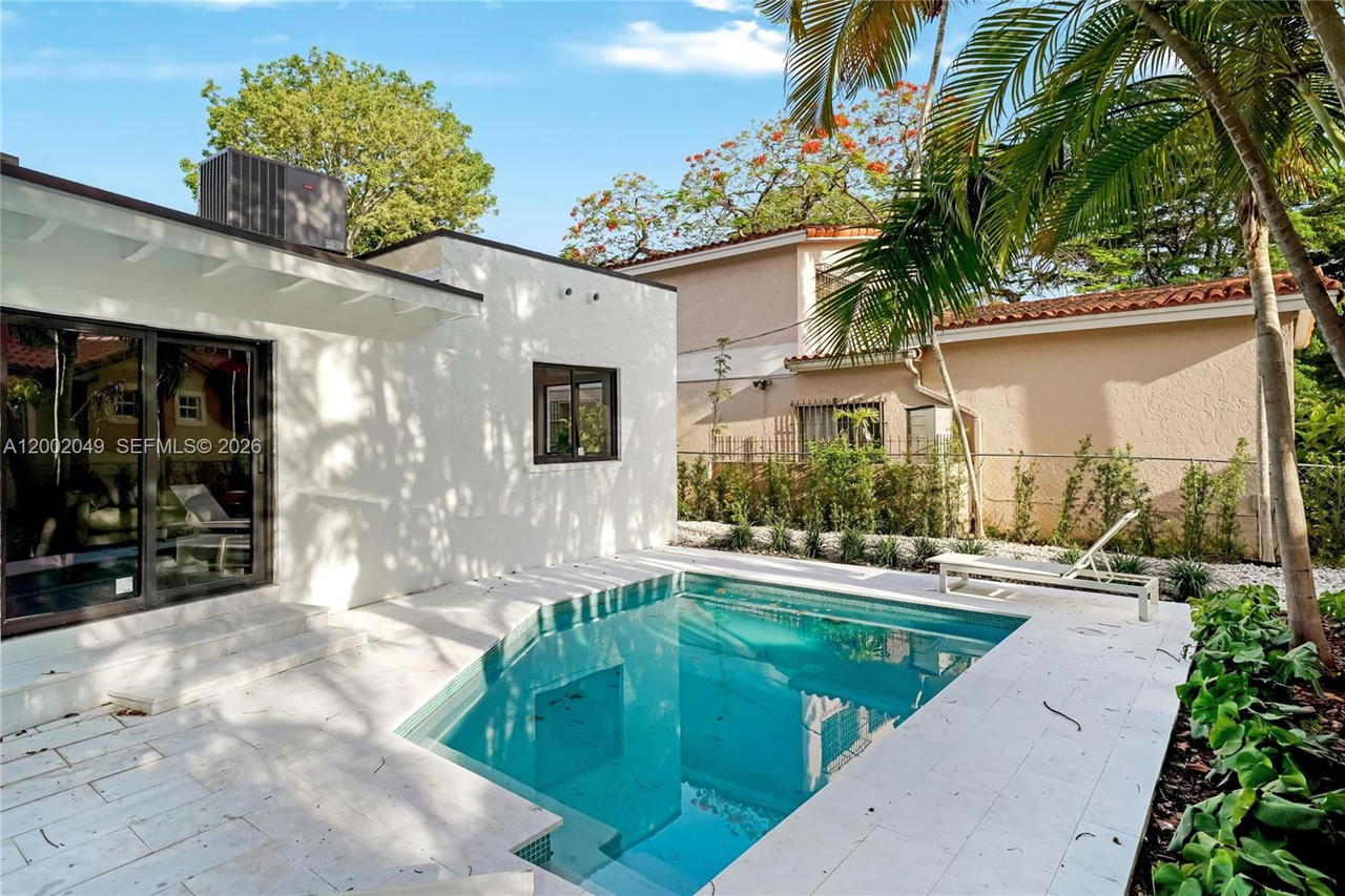 Real estate property located at 1230 Pizarro St, Miami-dade, Coral Gables Granada Sec, Coral Gables, FL