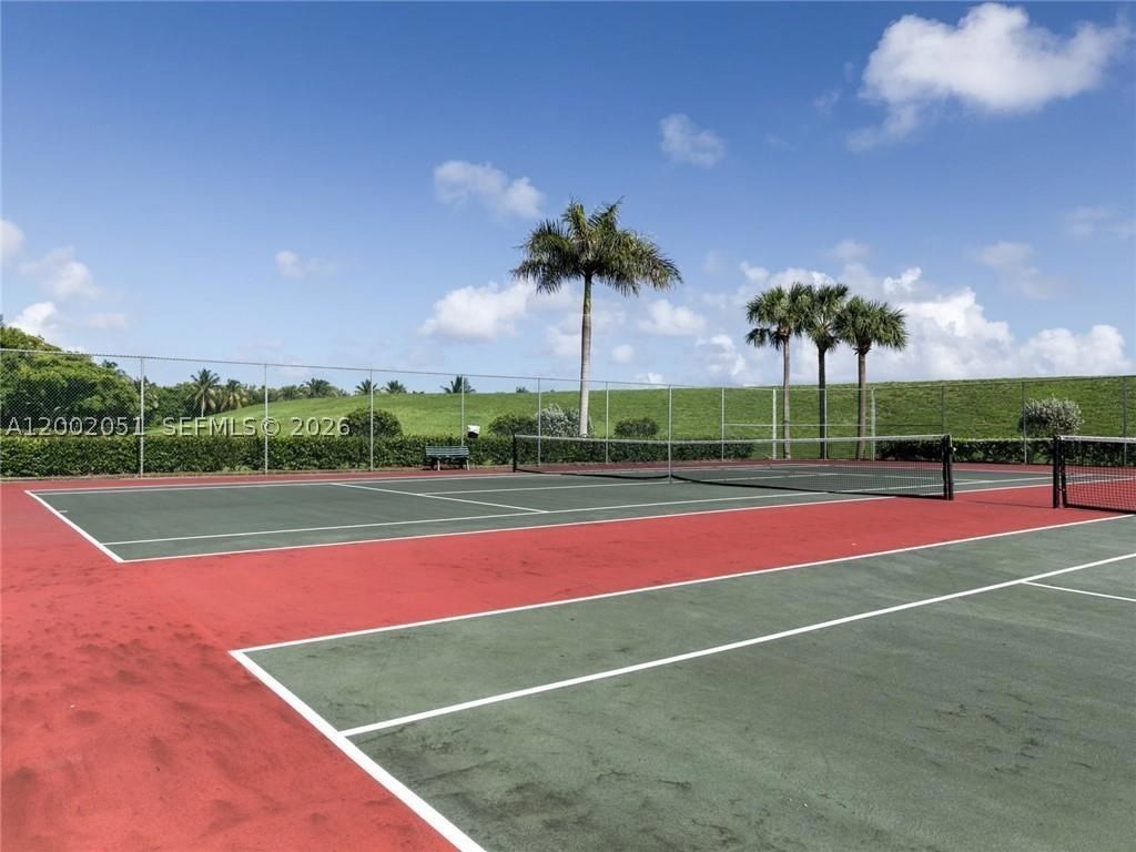 Real estate property located at 1590 Seagrape Way, Broward, West Lake Village Plat, Hollywood, FL