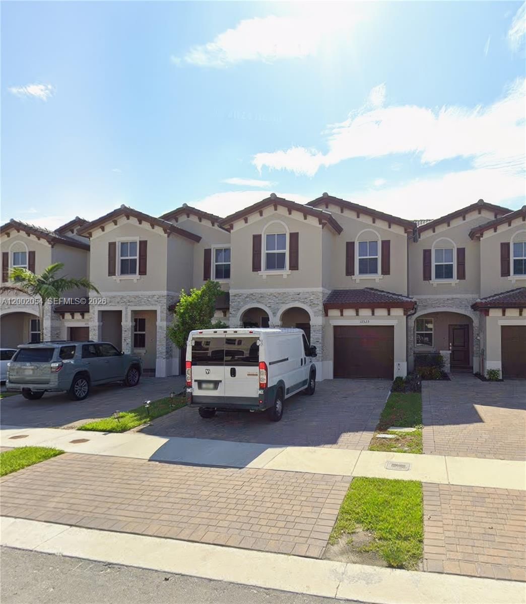 Real estate property located at 12525 23rd Pl, Miami-dade, Golf Ests 1st Addn, Miami, FL