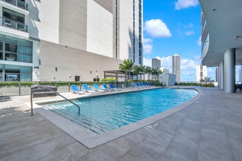 Real estate property located at 1600 1st Ave #1601, Miami-dade, Canvas Condo, Miami, FL