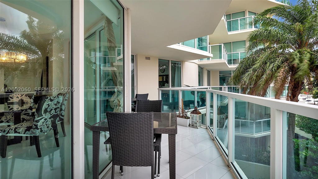 Real estate property located at 200 Sunny Isles Blvd #2-701, Miami-dade, St Tropez On The Bay Ii C, Sunny Isles Beach, FL