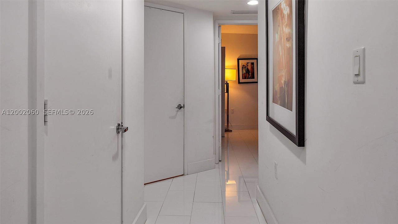 Real estate property located at 200 Sunny Isles Blvd #2-701, Miami-dade, St Tropez On The Bay Ii C, Sunny Isles Beach, FL