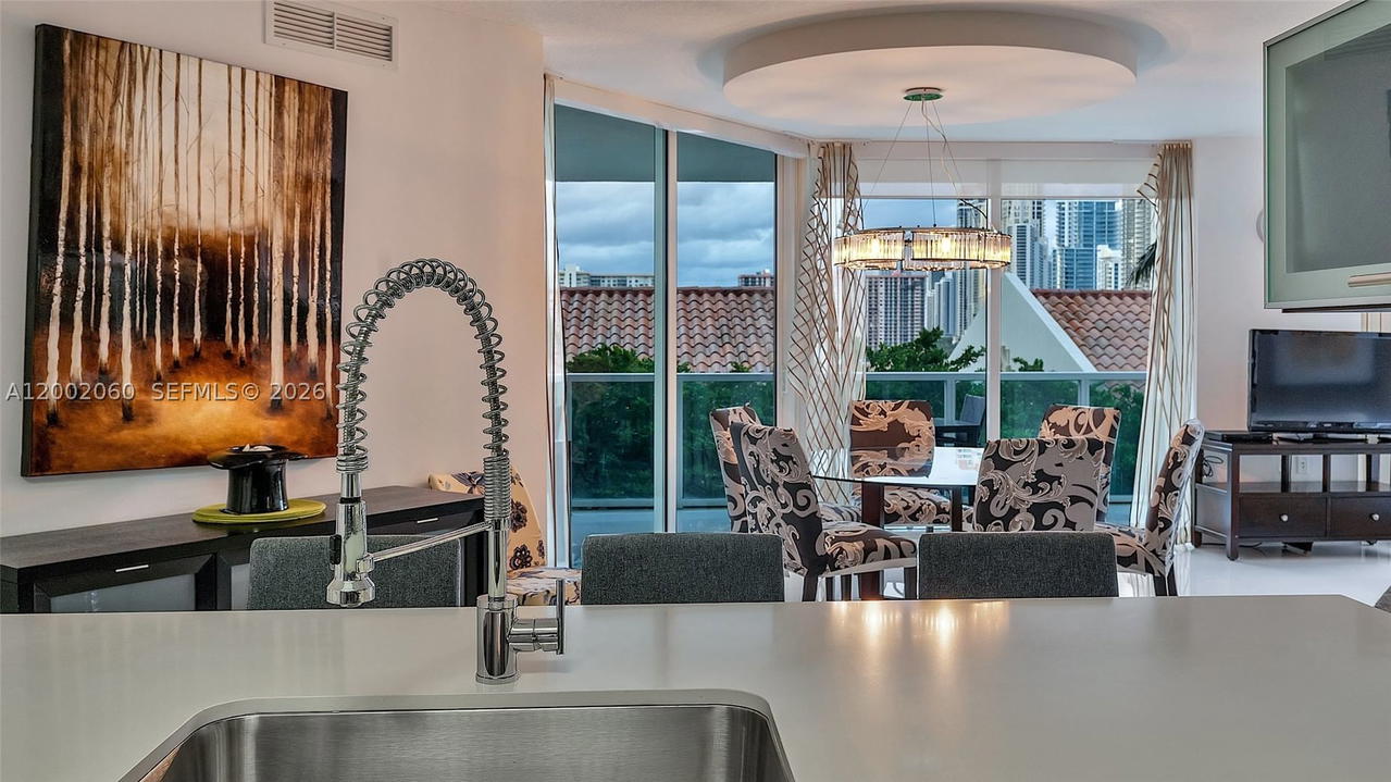 Real estate property located at 200 Sunny Isles Blvd #2-701, Miami-dade, St Tropez On The Bay Ii C, Sunny Isles Beach, FL