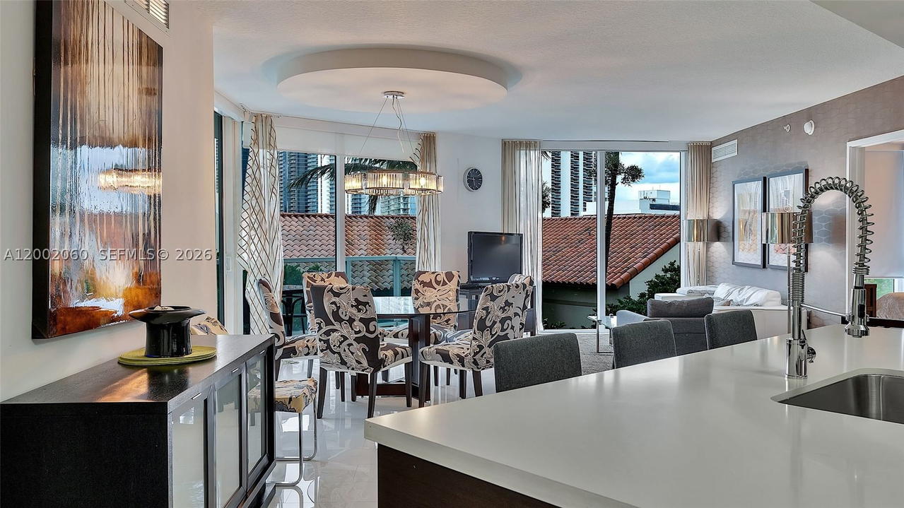 Real estate property located at 200 Sunny Isles Blvd #2-701, Miami-dade, St Tropez On The Bay Ii C, Sunny Isles Beach, FL