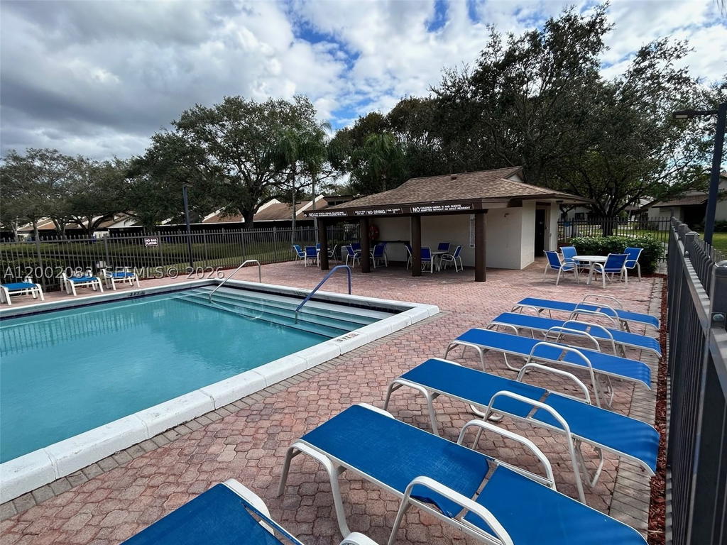 Real estate property located at 1540 98th Ter, Broward, Everglades Sugar & Land C, Pembroke Pines, FL