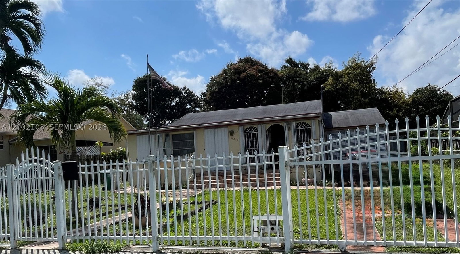 Real estate property located at 10820 5th Ave, Miami-dade, Greenleaf Park-resub, Miami, FL