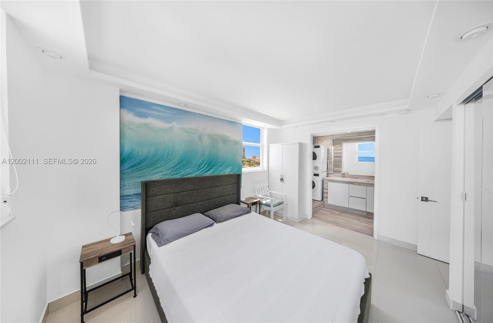 Real estate property located at 465 Ocean Dr #906, Miami-dade, Royal Atlantic Condo, Miami Beach, FL