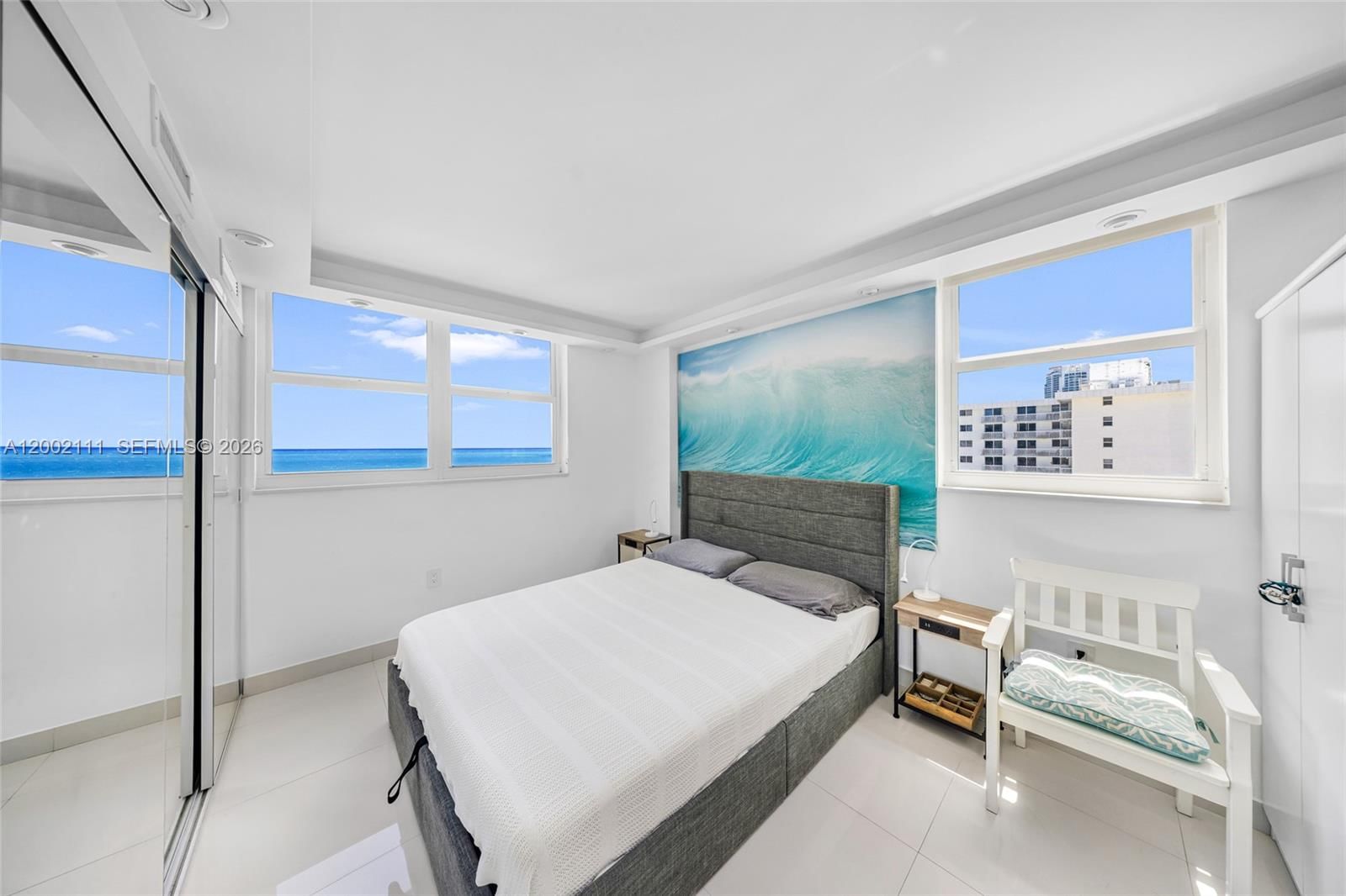 Real estate property located at 465 Ocean Dr #906, Miami-dade, Royal Atlantic Condo, Miami Beach, FL