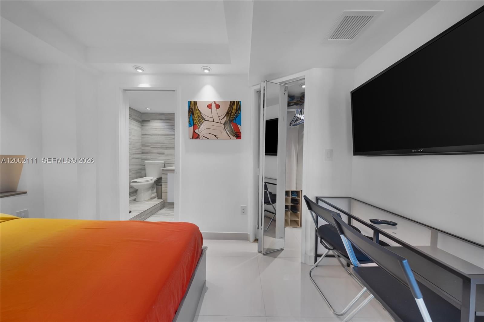 Real estate property located at 465 Ocean Dr #906, Miami-dade, Royal Atlantic Condo, Miami Beach, FL