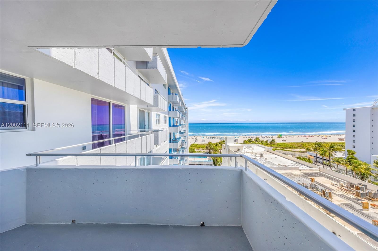 Real estate property located at 465 Ocean Dr #906, Miami-dade, Royal Atlantic Condo, Miami Beach, FL