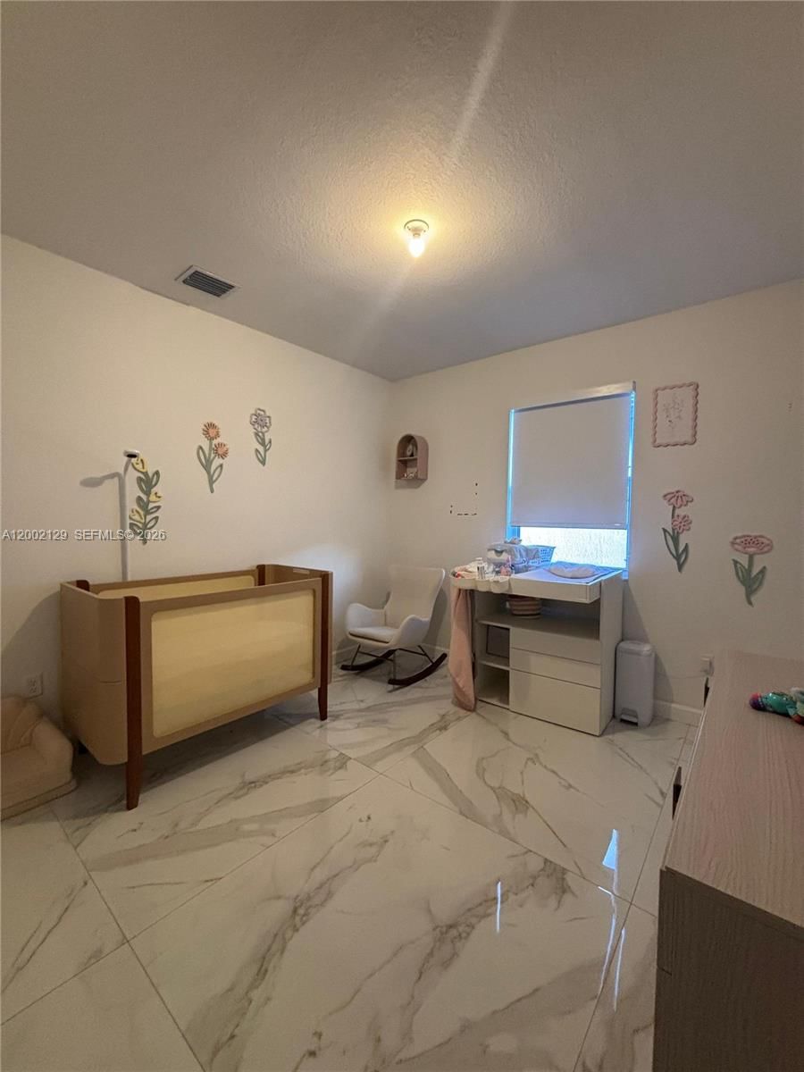 Real estate property located at 16144 148th Pl, Miami-dade, Salerno Community, Miami, FL