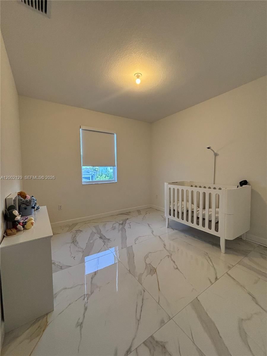 Real estate property located at 16144 148th Pl, Miami-dade, Salerno Community, Miami, FL