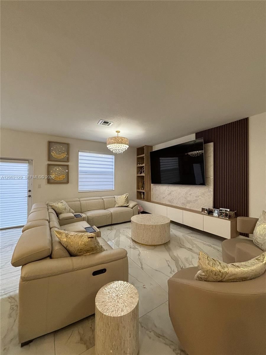 Real estate property located at 16144 148th Pl, Miami-dade, Salerno Community, Miami, FL