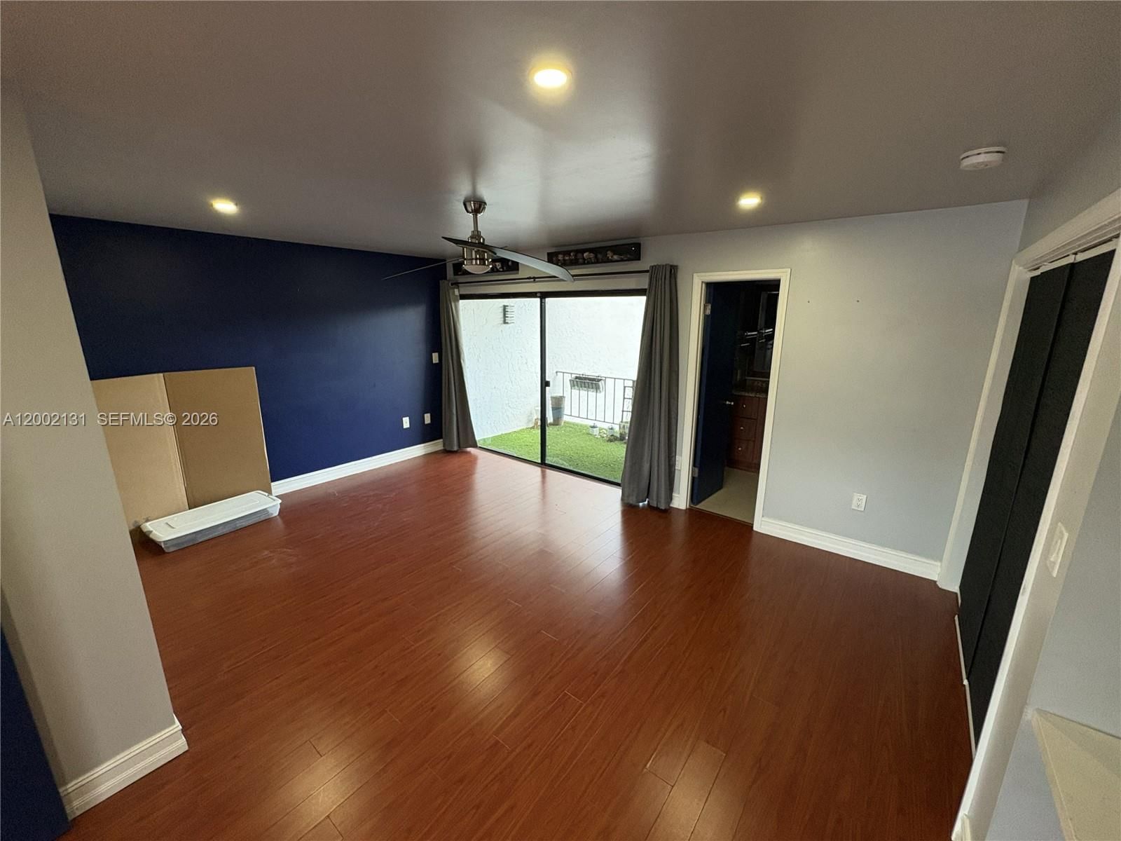 Real estate property located at 6530 Kendale Lakes Dr #1303, Miami-dade, Spanish Villas Condo, Miami, FL