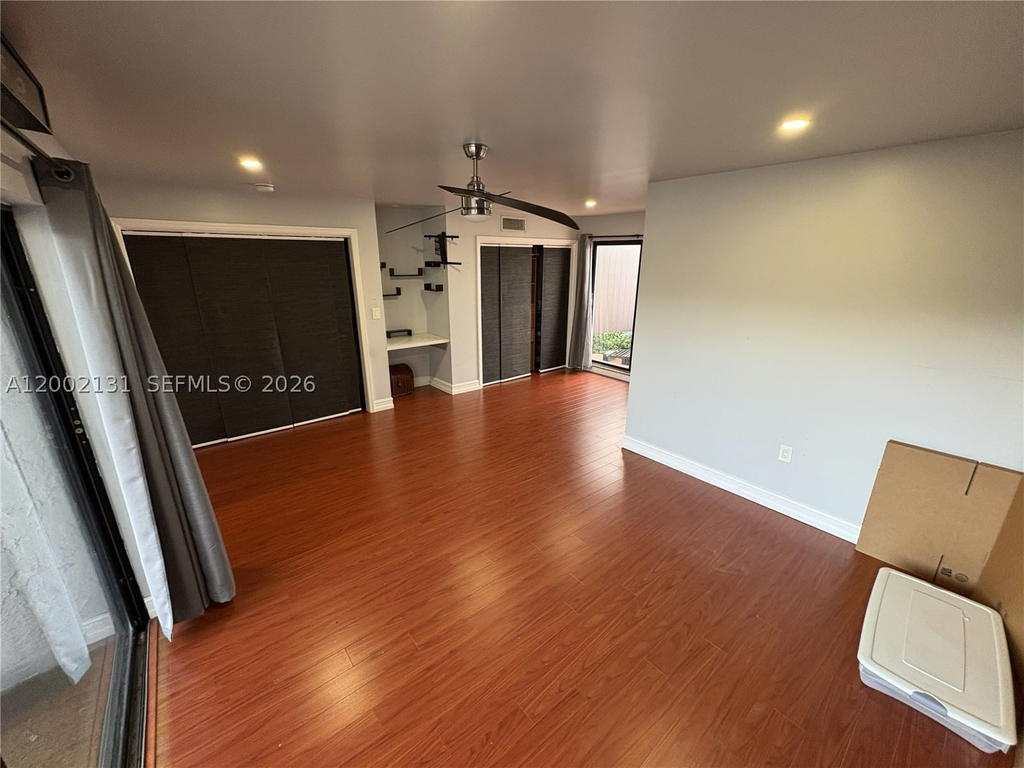 Real estate property located at 6530 Kendale Lakes Dr #1303, Miami-dade, Spanish Villas Condo, Miami, FL