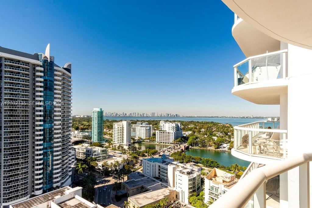 Real estate property located at , Miami-dade, Akoya Condo, Miami Beach, FL