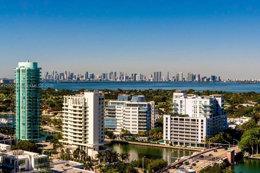 Real estate property located at , Miami-dade, Akoya Condo, Miami Beach, FL