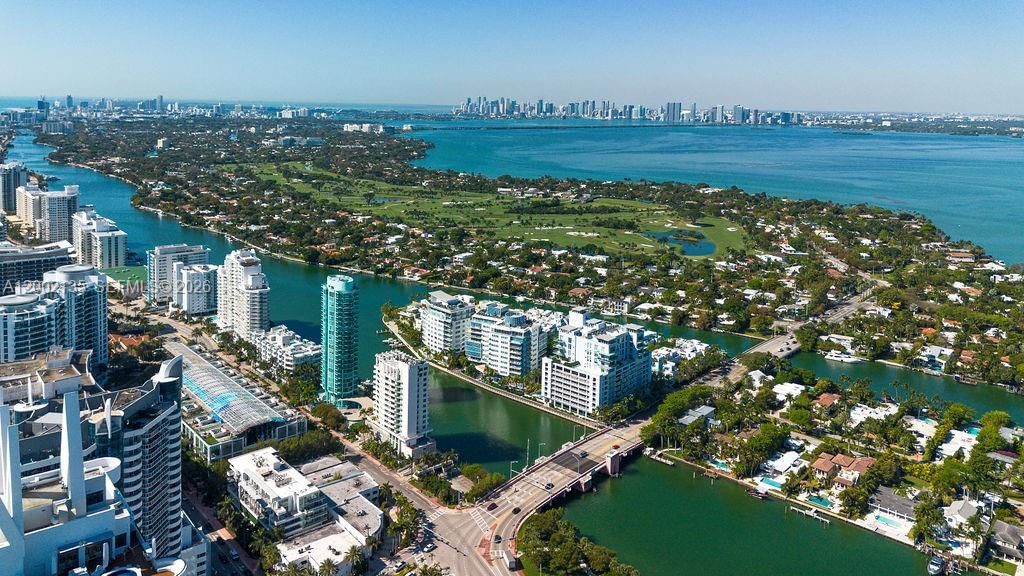 Real estate property located at , Miami-dade, Akoya Condo, Miami Beach, FL