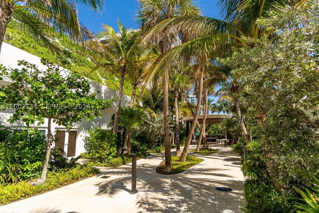 Real estate property located at 6365 Collins Ave #2306, Miami-dade, Akoya Condo, Miami Beach, FL