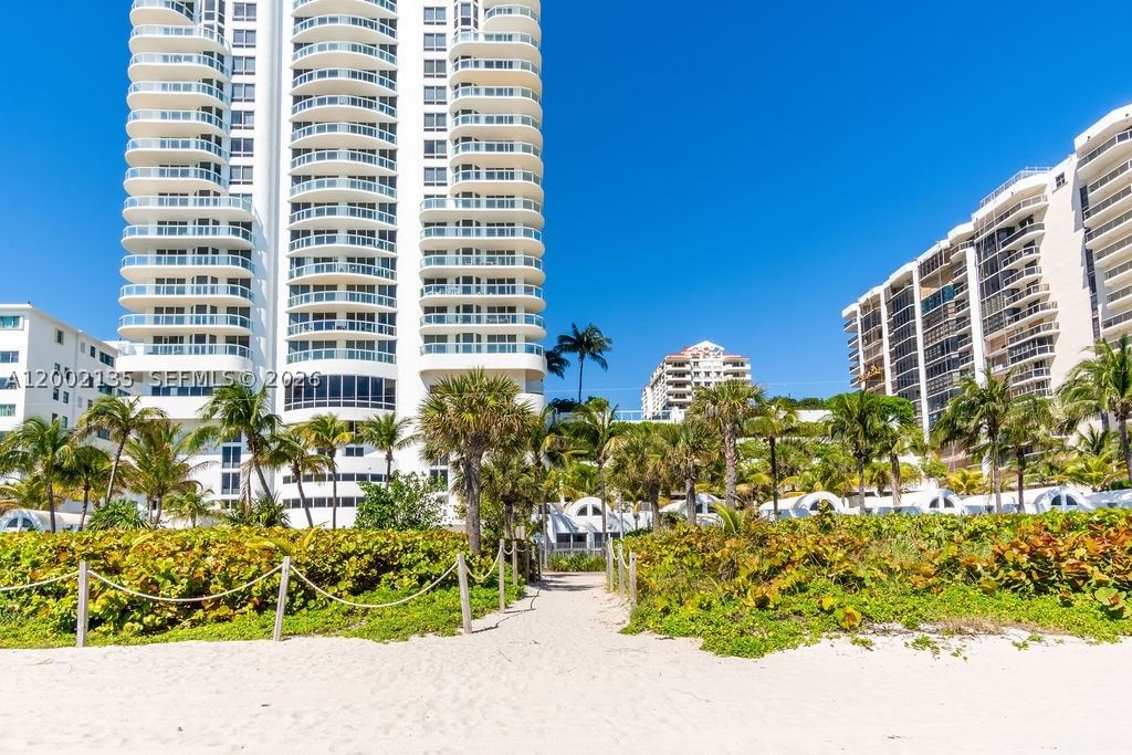 Real estate property located at 6365 Collins Ave #2306, Miami-dade, Akoya Condo, Miami Beach, FL