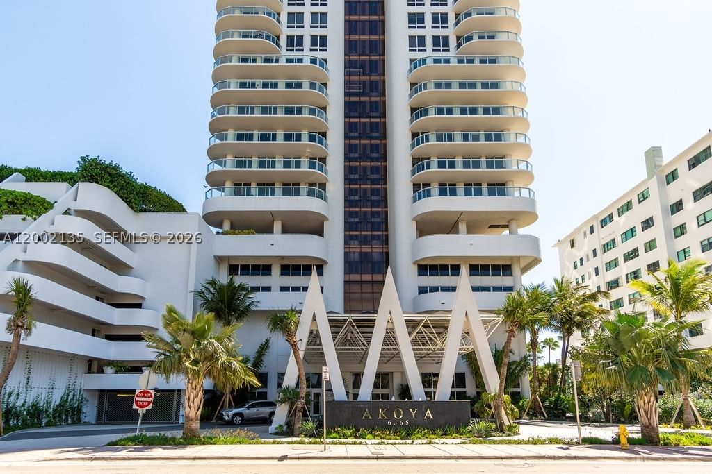 Real estate property located at 6365 Collins Ave #2306, Miami-dade, Akoya Condo, Miami Beach, FL