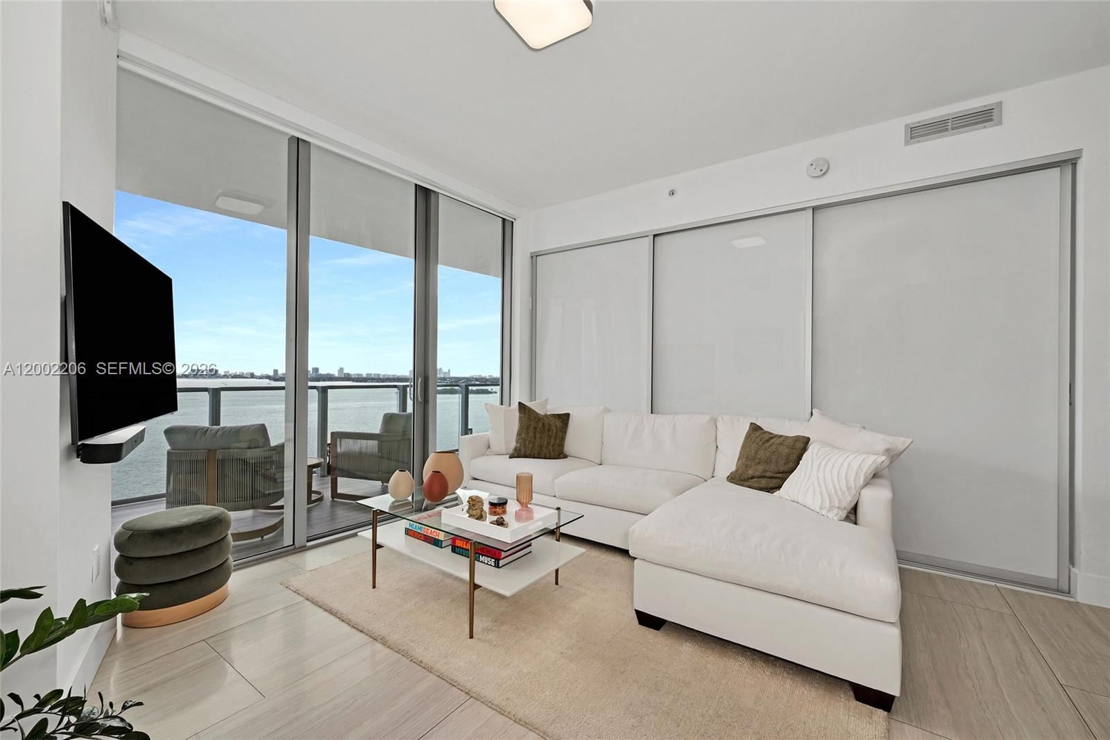 Real estate property located at 2900 7th Ave #1505, Miami-dade, Biscayne Beach Condo, Miami, FL