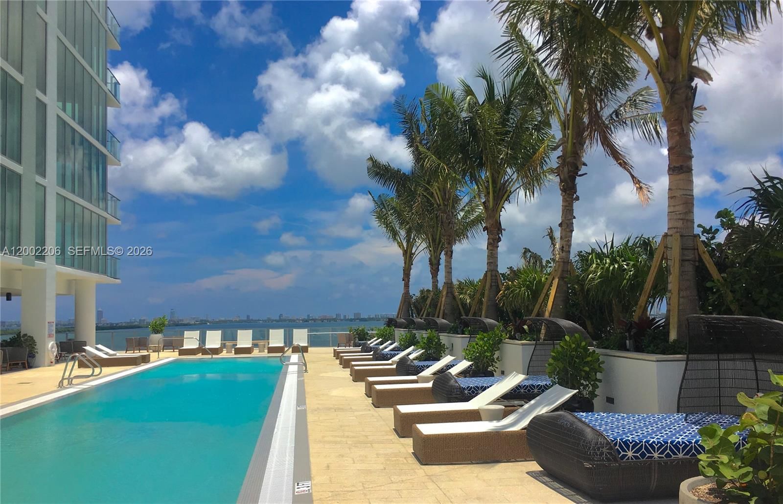 Real estate property located at 2900 7th Ave #1505, Miami-dade, Biscayne Beach Condo, Miami, FL