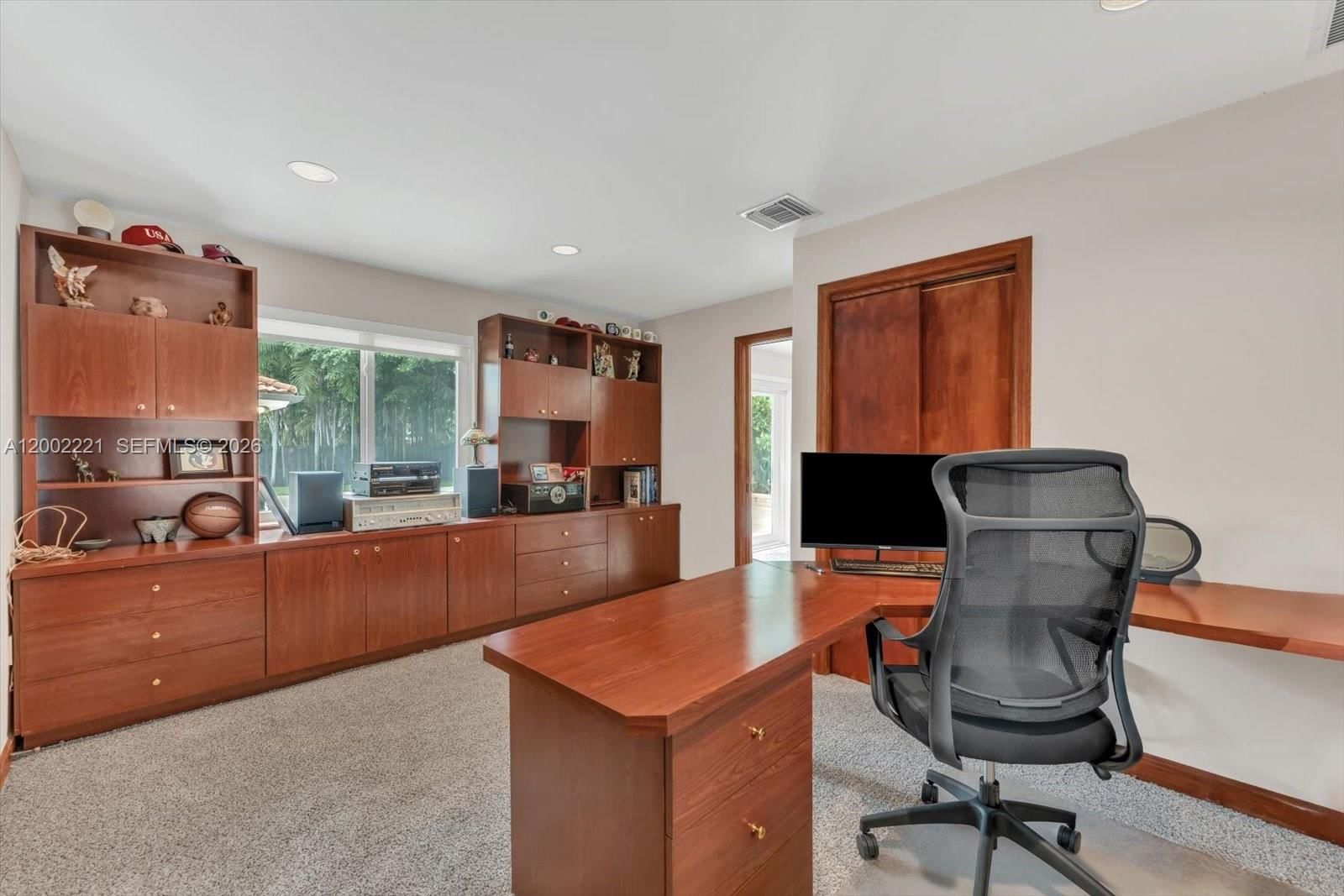 Real estate property located at 9941 143rd St, Miami-dade, Maylen Heights, Miami, FL