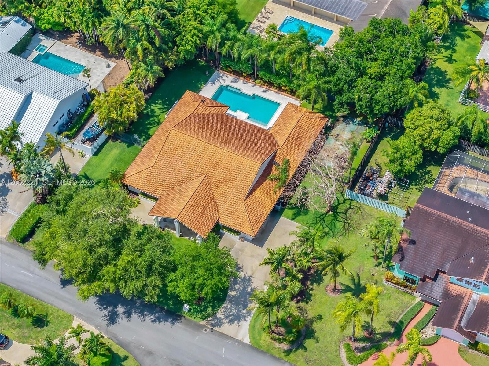 Real estate property located at 9941 143rd St, Miami-dade, Maylen Heights, Miami, FL