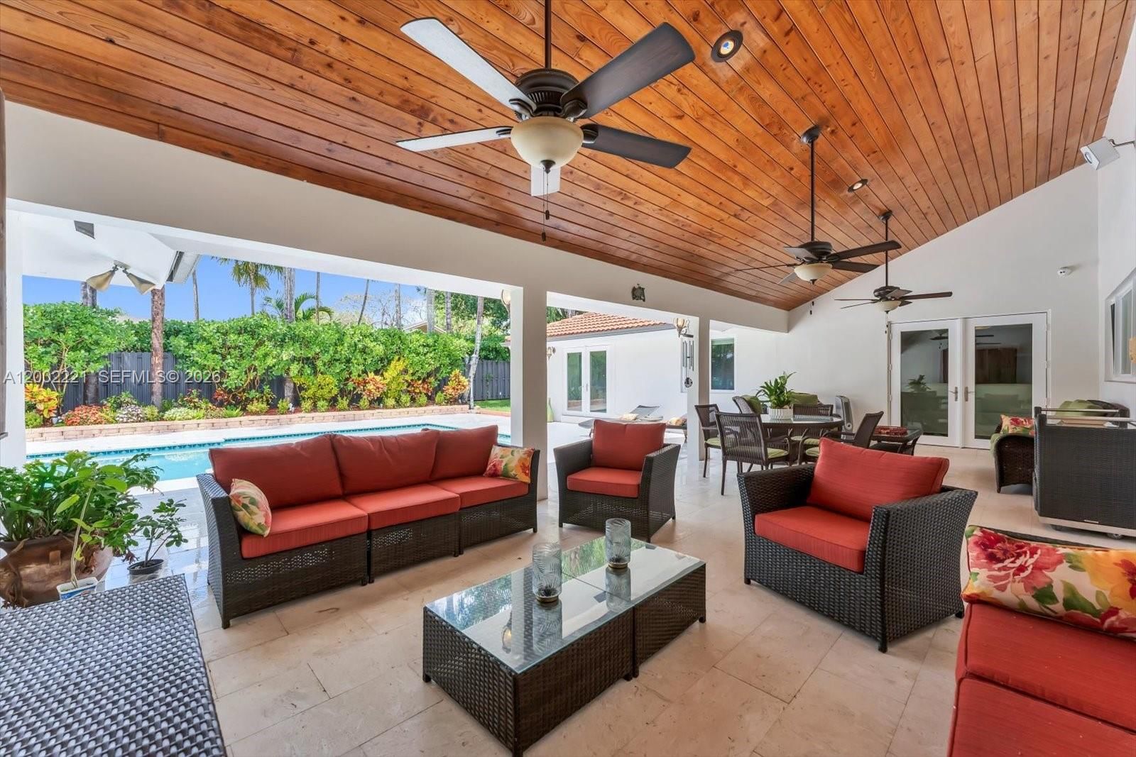 Real estate property located at 9941 143rd St, Miami-dade, Maylen Heights, Miami, FL