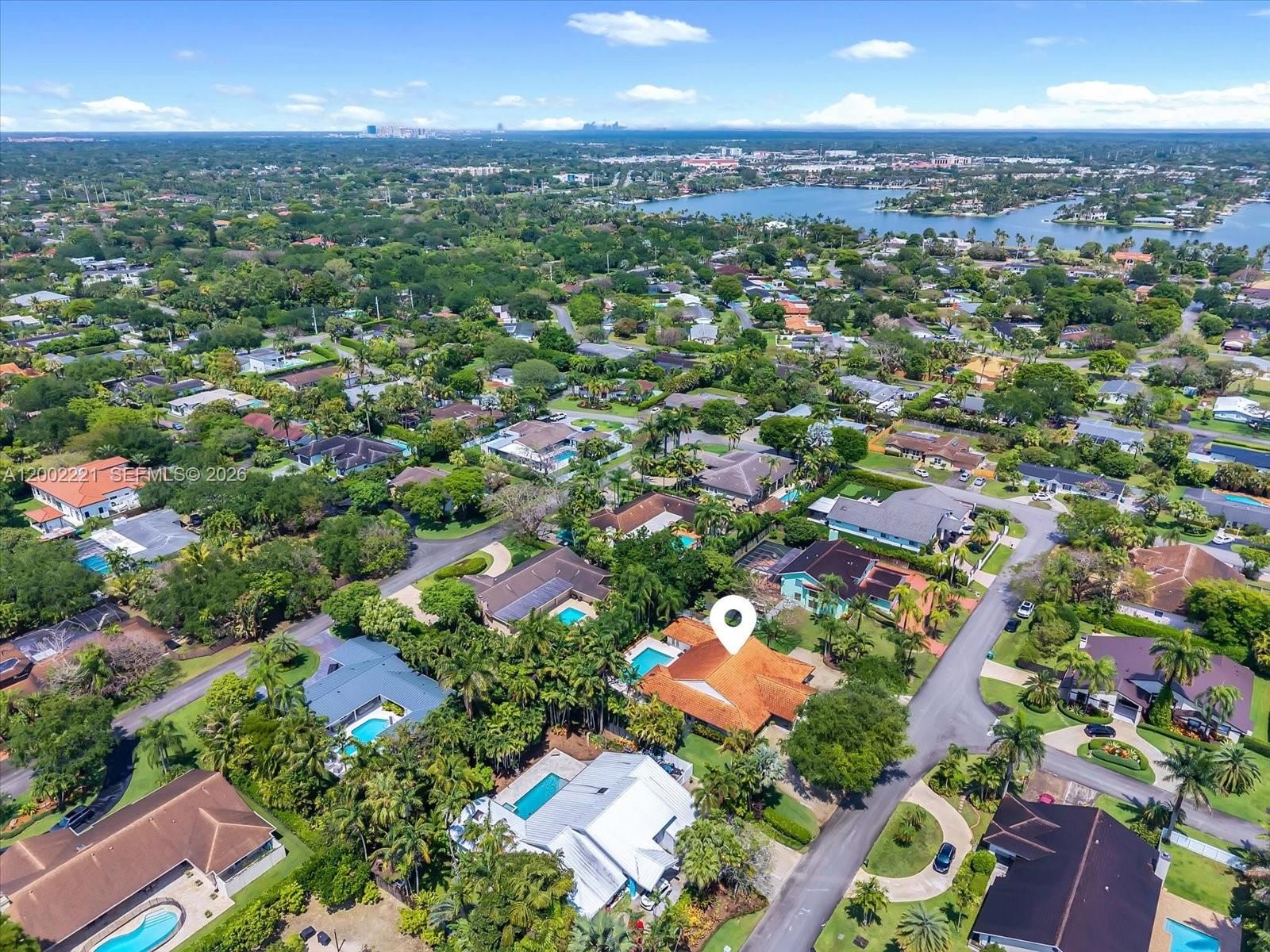 Real estate property located at 9941 143rd St, Miami-dade, Maylen Heights, Miami, FL