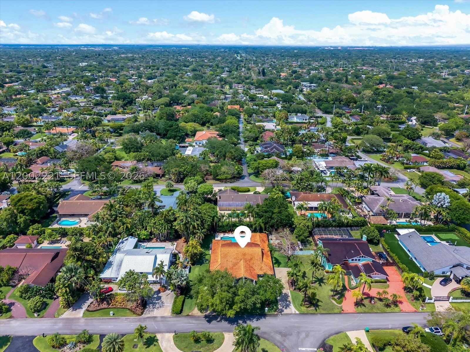 Real estate property located at 9941 143rd St, Miami-dade, Maylen Heights, Miami, FL