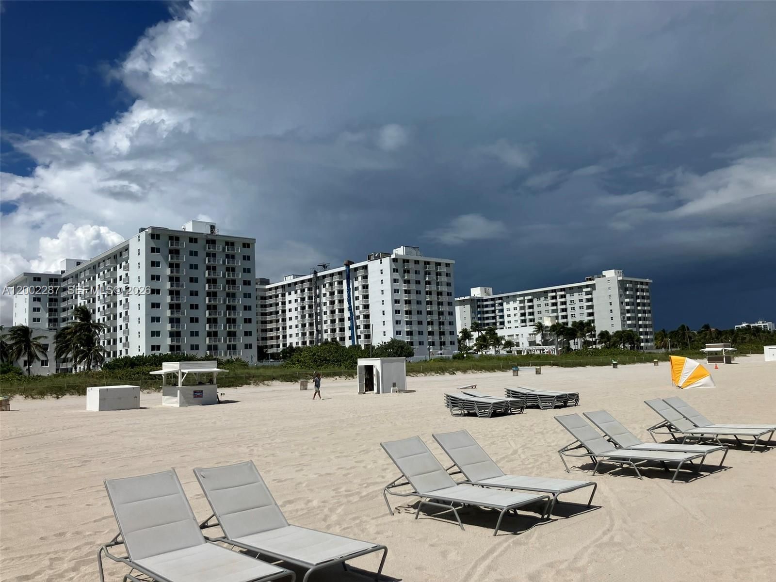 Real estate property located at 335 Ocean Dr #306, Miami-dade, Ocean Walk On South Beach, Miami Beach, FL