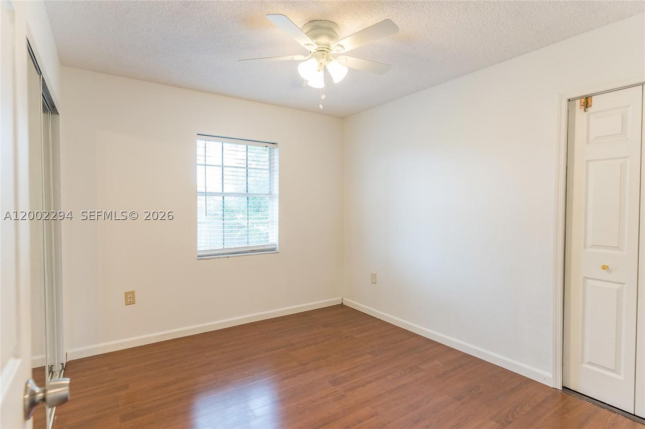 Real estate property located at 7876 189th St, Miami-dade, Country Lake Park, Hialeah, FL