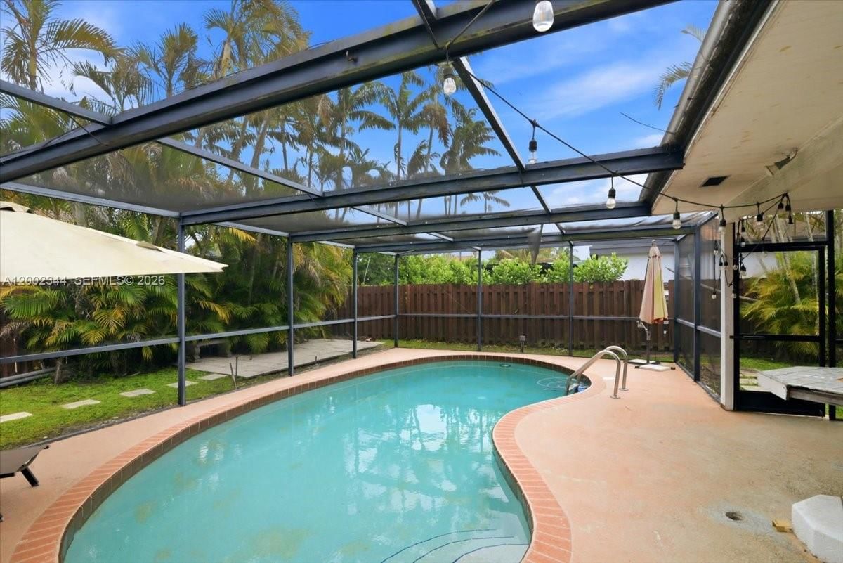 Real estate property located at 500 167th Ter, Broward, Bonaventure Lakes Add 2, Weston, FL