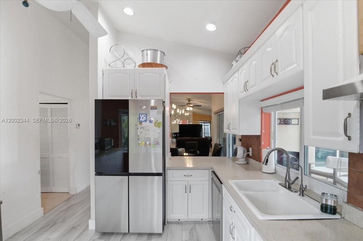 Real estate property located at 500 167th Ter, Broward, Bonaventure Lakes Add 2, Weston, FL