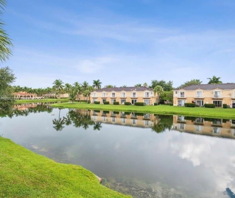 Real estate property located at 12902 30 St #133, Broward, Melrose Point Condo, Miramar, FL