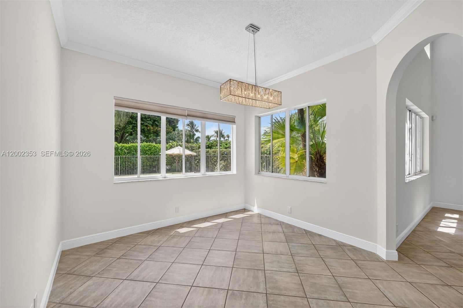 Real estate property located at 1115 Camellia Cir, Broward, The Islands, Weston, FL