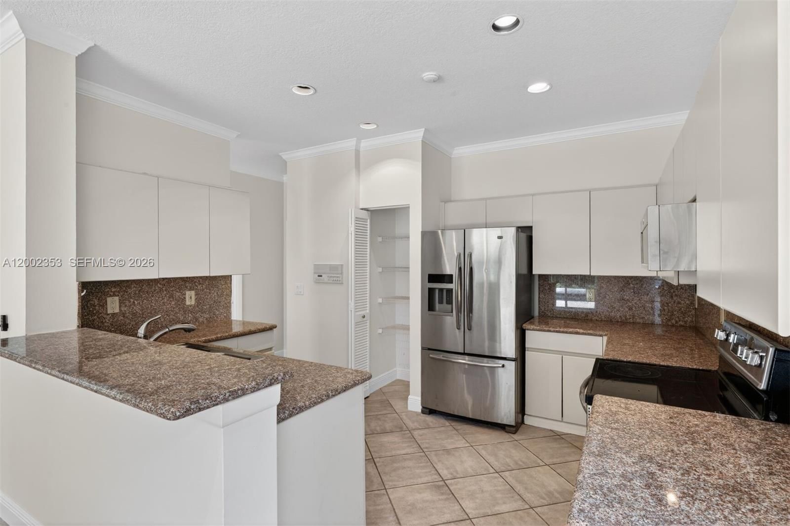 Real estate property located at 1115 Camellia Cir, Broward, The Islands, Weston, FL