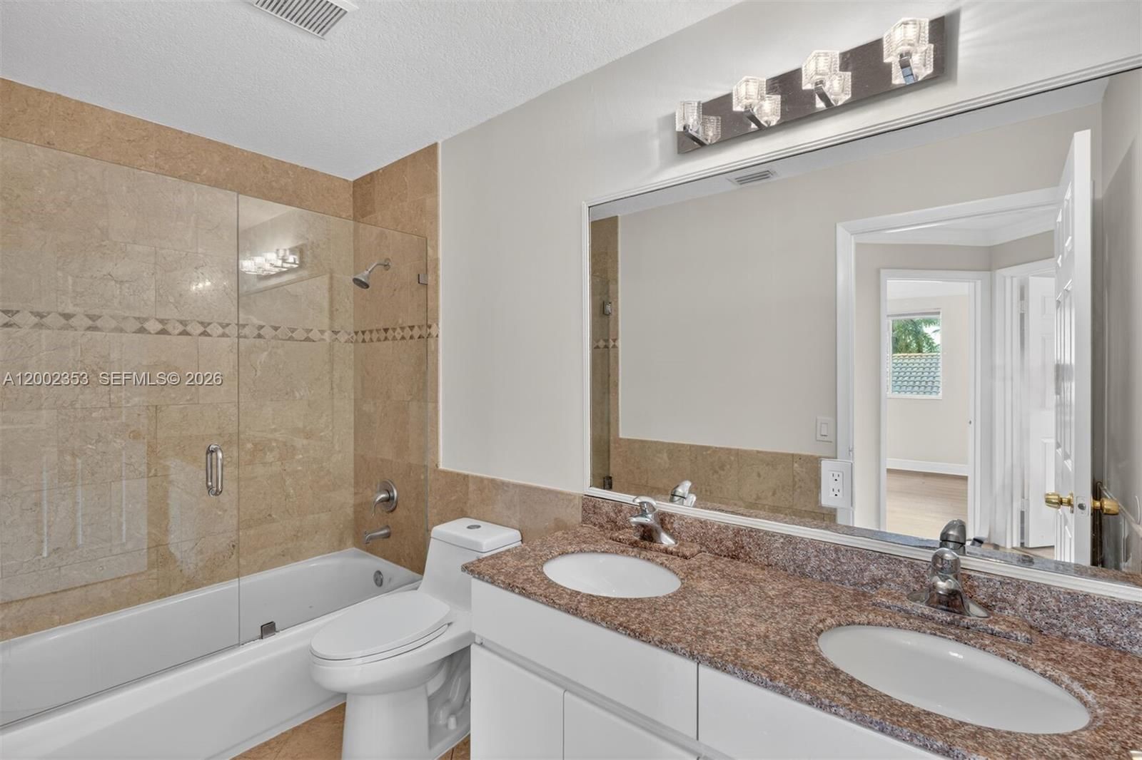 Real estate property located at 1115 Camellia Cir, Broward, The Islands, Weston, FL