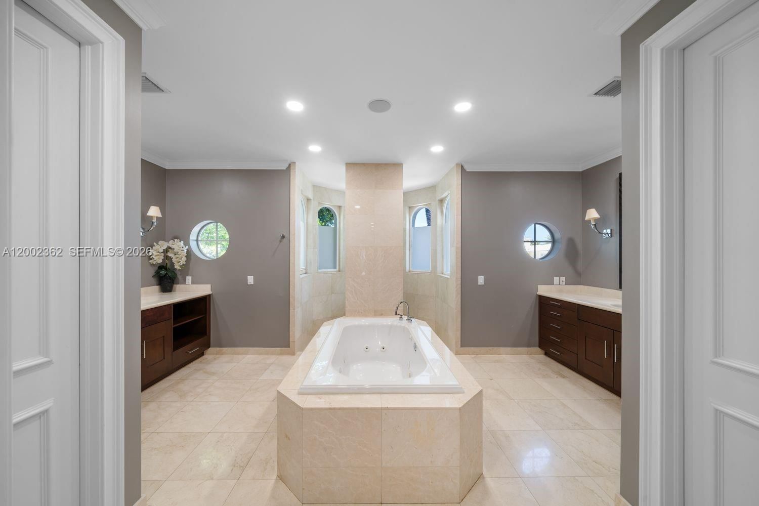 Real estate property located at 2614 Castilla Isle, Broward, Lauderdale Shores Reamen, Fort Lauderdale, FL