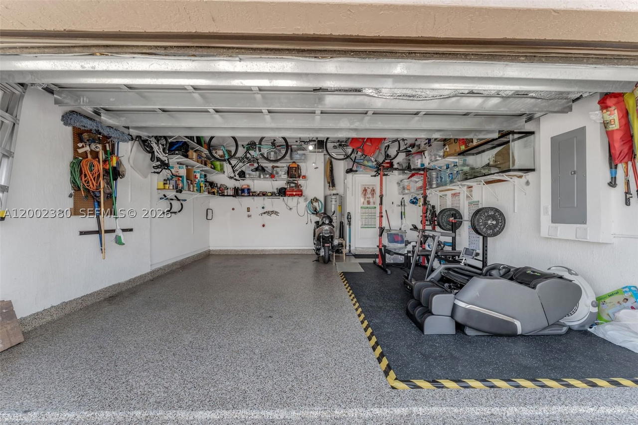 Real estate property located at 4112 21st Ct, Miami-dade, Country Gardens South, Homestead, FL