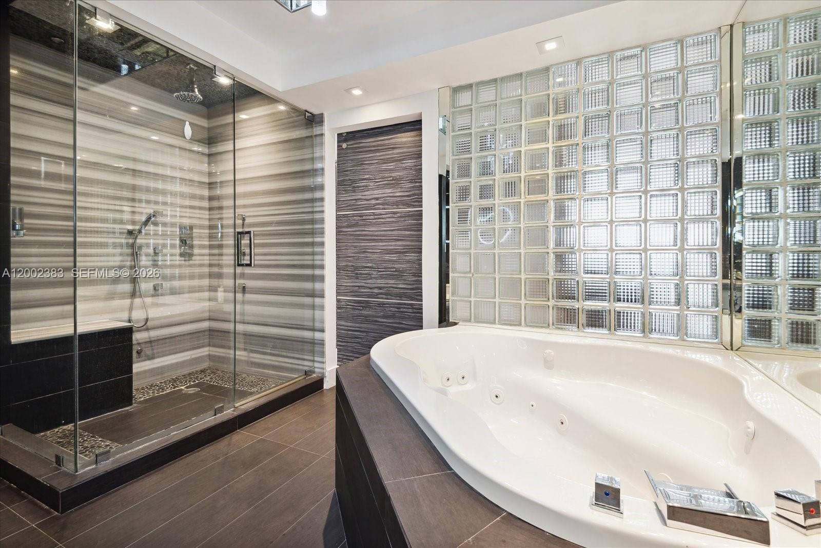 Real estate property located at 19707 Turnberry Way PH-D, Miami-dade, Turnberry Isle Condo, Aventura, FL